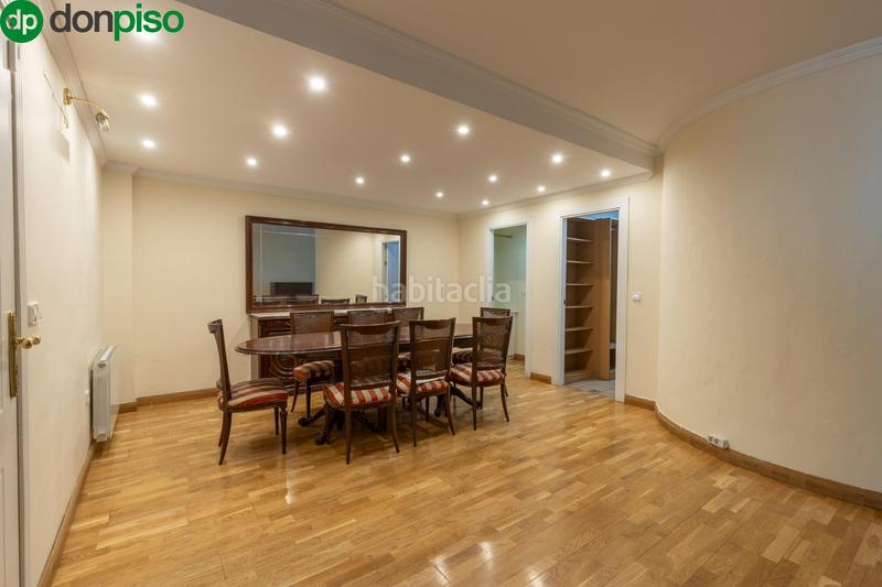 Foto 8a134587-8362-4cbe-95e6-f28b54cd57e5. Reihenhaus mit heizung parking pool in Camino de los Neveros - Serrallo Granada