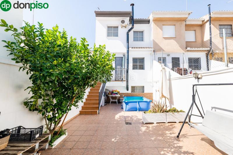 Foto eba25a15-20fc-4c17-b492-339a0b03d118. Casa adosada en buenavista-jau 14 tu nuevo hogar familiar te espera en el jau. en Santa Fe