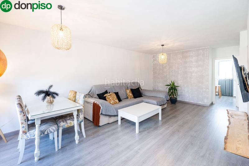 Foto f9b33c5e-d44d-409b-87a5-4ee5ca6d0f4f. Casa adosada en buenavista-jau 14 tu nuevo hogar familiar te espera en el jau. en Santa Fe