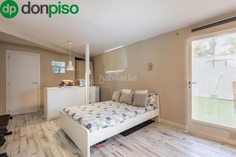 Foto 175c06dd-d27b-4fa6-8216-628a078538eb. Casa a schiera con piscina in Cenes de la Vega