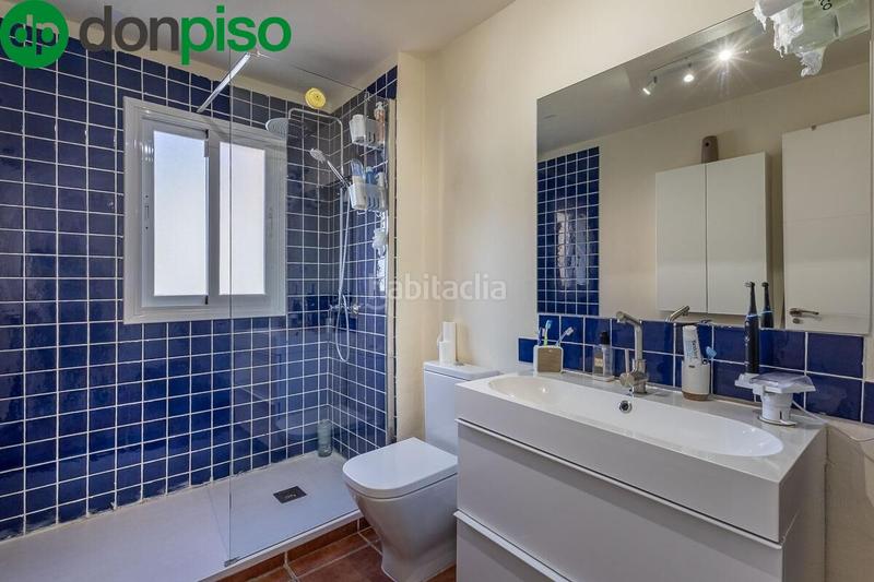 Foto 1ebd2b0c-2b46-4950-b7d4-dd18d311669f. Casa a schiera con piscina in Cenes de la Vega