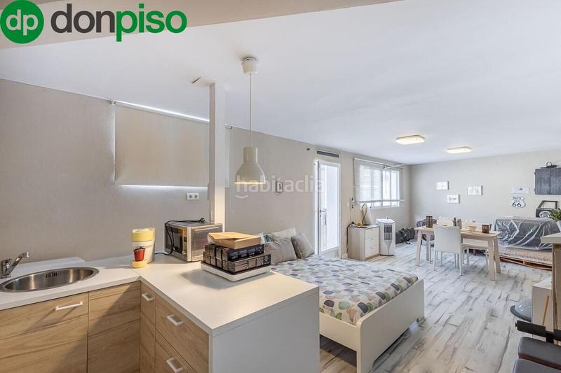 Foto 55cf2809-79f5-4154-9a2f-81a6f6e64e21. Casa a schiera con piscina in Cenes de la Vega