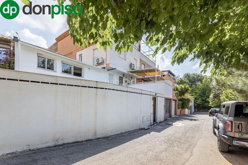 Foto 7c0035bc-bb93-4567-a038-689255c2233f. Casa a schiera con piscina in Cenes de la Vega