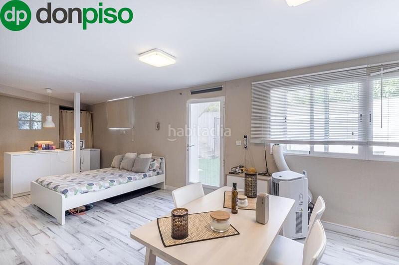 Foto de58fff3-6625-49e2-aff2-547b2de81831. Casa a schiera con piscina in Cenes de la Vega