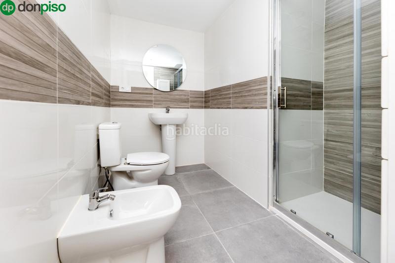 Foto 6a43fa82-543b-451e-9059-54b134fb698a. Apartamento inversores !!! gran oportunidad se vende piso en juan pablo ii en Granada