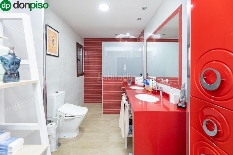 Foto 87e08a4e-ca00-4b83-8cb2-d1d30d805069. Chalet villa de lujo exclusividad, espacio y estilo en un entorno privilegiado en Gójar