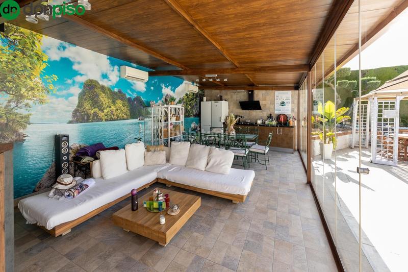 Foto d0cd46be-1da7-4287-b865-f8ec58bd68ef. Chalet villa de lujo exclusividad, espacio y estilo en un entorno privilegiado en Gójar