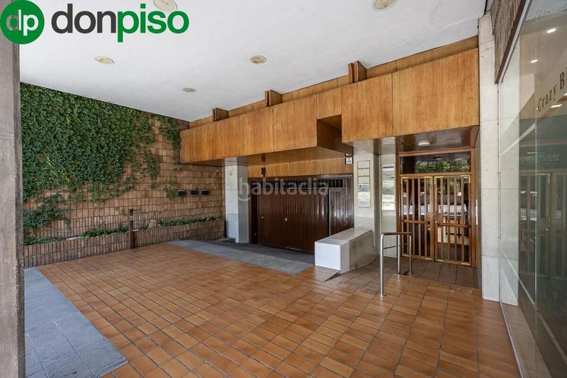 Foto 7d800c72-b150-4196-8103-b5f6b62d4f49. Piso en de la constitucion 22 piso en avda. constitución en Granada