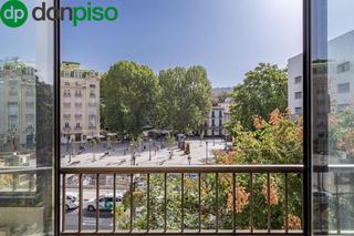 Appartement à Calle acera del darro 40. Exclusivo piso en acera del darro