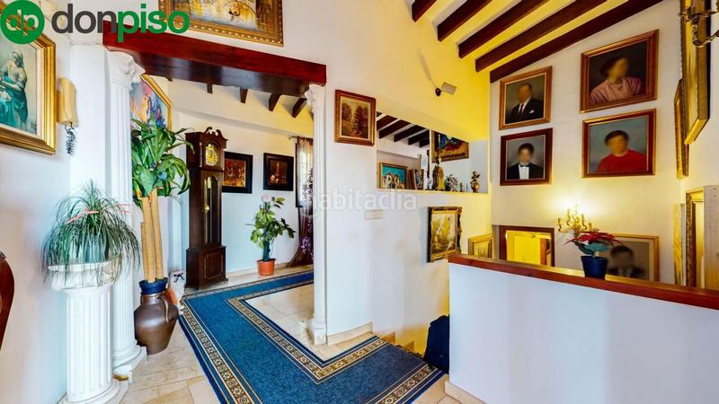 Foto b6be83d0-2904-4124-adc2-6253d5b89eff. Chalet villa en urbanización campo en campo de Mijas Mijas