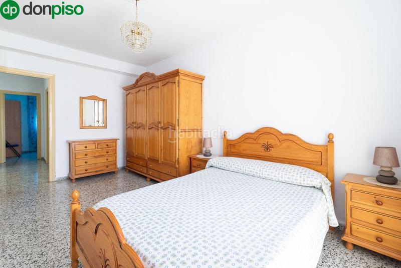 Foto 3cd7119f-0557-431f-9862-3728fcc1bb7f. Casa adosada en hoyo 5 encantadora vivienda adosada en el corazón granada en Santa Fe