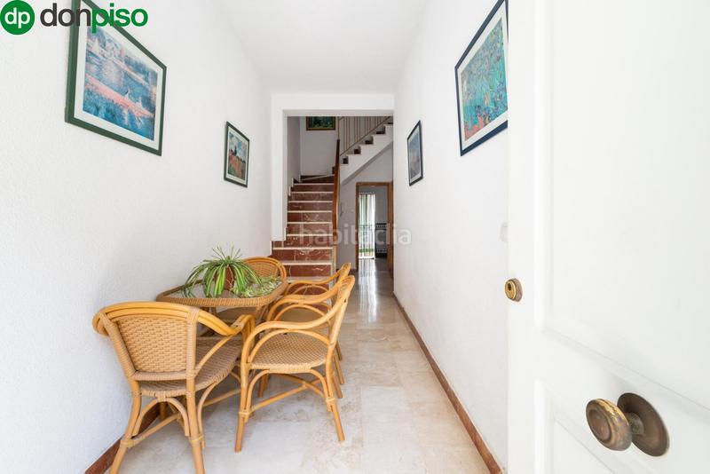 Foto 81386c53-ef56-41d4-86d4-d03a2762a434. Casa adosada en hoyo 5 encantadora vivienda adosada en el corazón granada en Santa Fe