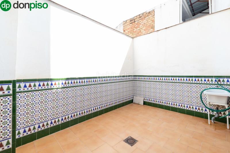 Foto 9b3fdc98-664b-4325-b9e3-a9ecaeb15944. Casa adosada en hoyo 5 encantadora vivienda adosada en el corazón granada en Santa Fe