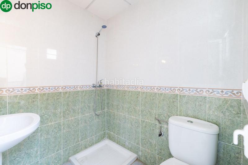 Foto a6731266-6ed1-4e65-b265-8bab4ac10679. Casa adosada en hoyo 5 encantadora vivienda adosada en el corazón granada en Santa Fe