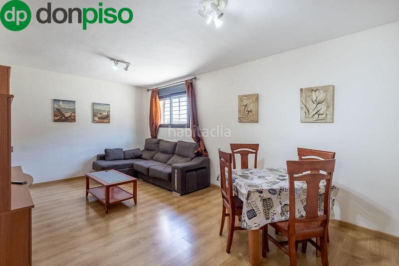 Foto 9f98f83e-8225-47aa-a33c-79f240a695b3. Piso  de 2 dormitorios plaza garaje trastero en calle principal b avda. madrid en Monachil