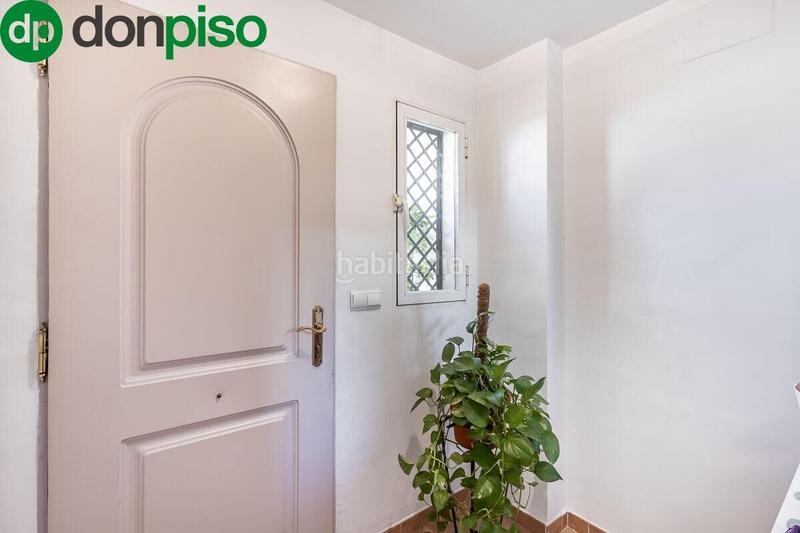 Foto 34060c69-fc7d-4724-9b68-a95ca3c309ab. Casa adosada bonita vivienda unifamiliar zona bellavista en Cájar