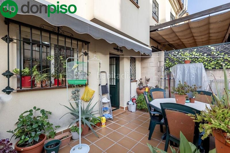 Foto 8ac11130-c5e4-461f-bf14-6d862cc677ed. Casa adosada bonita vivienda unifamiliar zona bellavista en Cájar