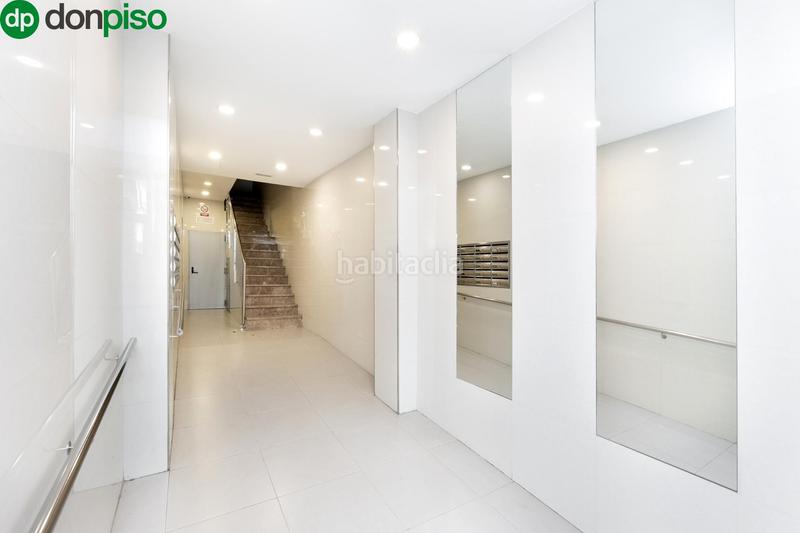 Foto bb7cd8e7-3c6b-4fe5-b5be-121bc84a717d. Piso oportunidad única en el centro ! piso en venta en pedro antonio de alarcón en Granada