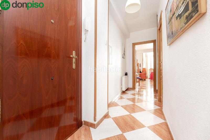 Foto ec1a7392-46bd-4508-8009-11d12b50261a. Piso oportunidad única en el centro ! piso en venta en pedro antonio de alarcón en Granada