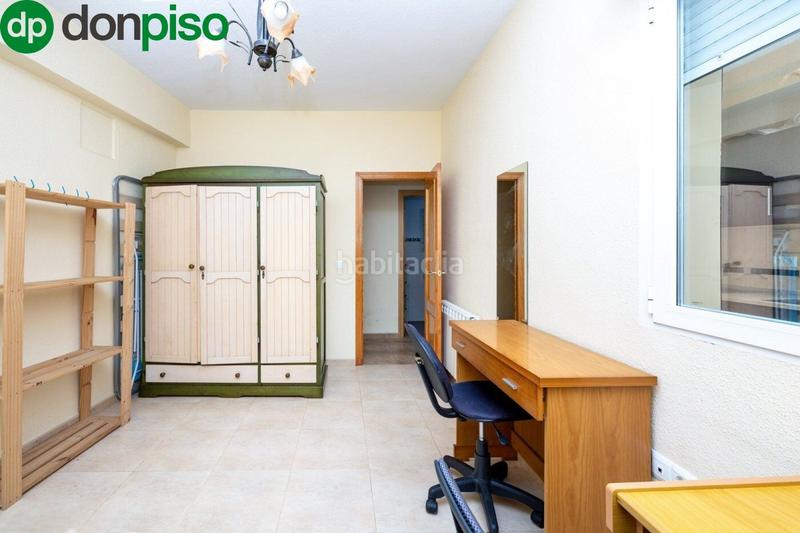 Foto 54d9ec7e-c941-4f99-8506-915ebdbded85. Piso fantástico piso en pleno centro , ideal para vivir o invertir. en Granada