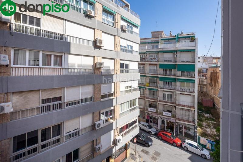 Foto d807d016-eb09-4ad7-a1a4-54474d6dfc1f. Piso fantástico piso en pleno centro , ideal para vivir o invertir. en Granada