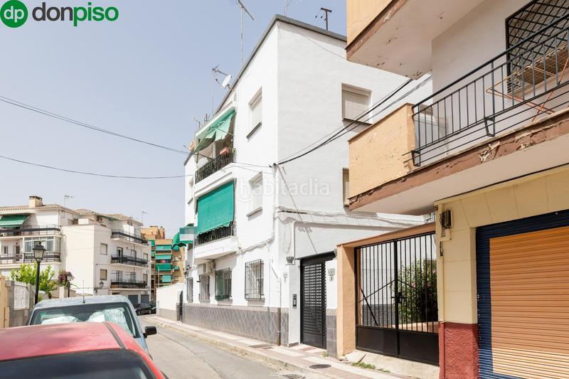 Foto 4e766305-31a9-47eb-99a4-4c86045b1ee8. Piso en calle santa margarita 8 fantástico piso junto instituto astrofísica en Granada