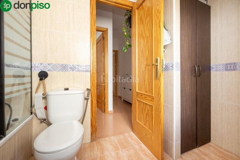 Foto 7390dfe3-f9af-4cfd-b749-1dffca385587. Piso en calle de los arcos 17 bonito piso totalmente reformado con 2 habitaciones y plaza de garaje. en Albolote