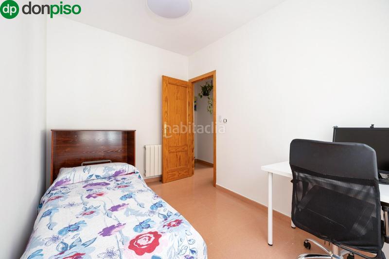 Foto 8282c83d-3a9e-43be-ad38-1edd5f27056a. Piso en calle de los arcos 17 bonito piso totalmente reformado con 2 habitaciones y plaza de garaje. en Albolote