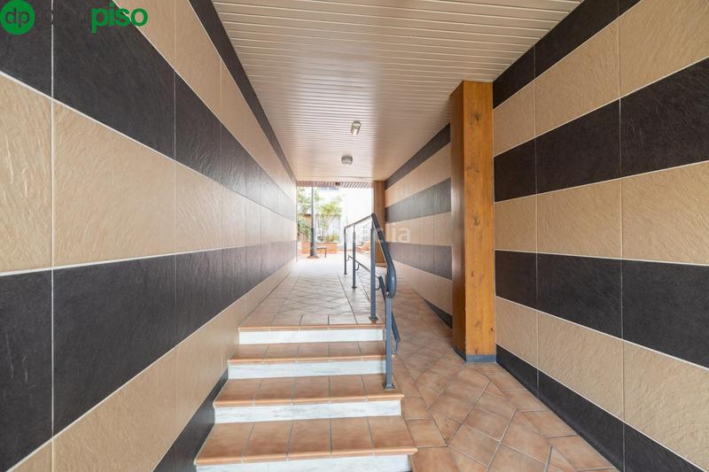 Foto c575c539-0f78-445b-978f-c1d56ccb90e0. Piso en calle de los arcos 17 bonito piso totalmente reformado con 2 habitaciones y plaza de garaje. en Albolote