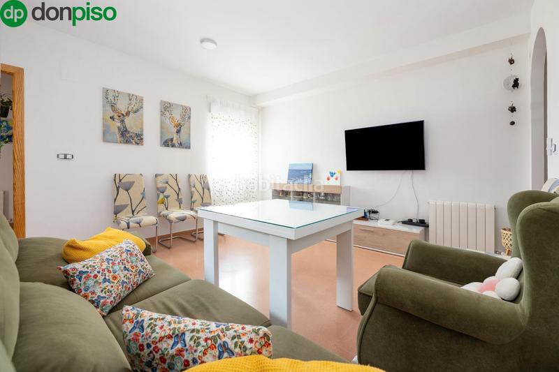 Foto e3ce99ac-90a9-4a7e-a5dd-953e5a1c2342. Piso en calle de los arcos 17 bonito piso totalmente reformado con 2 habitaciones y plaza de garaje. en Albolote