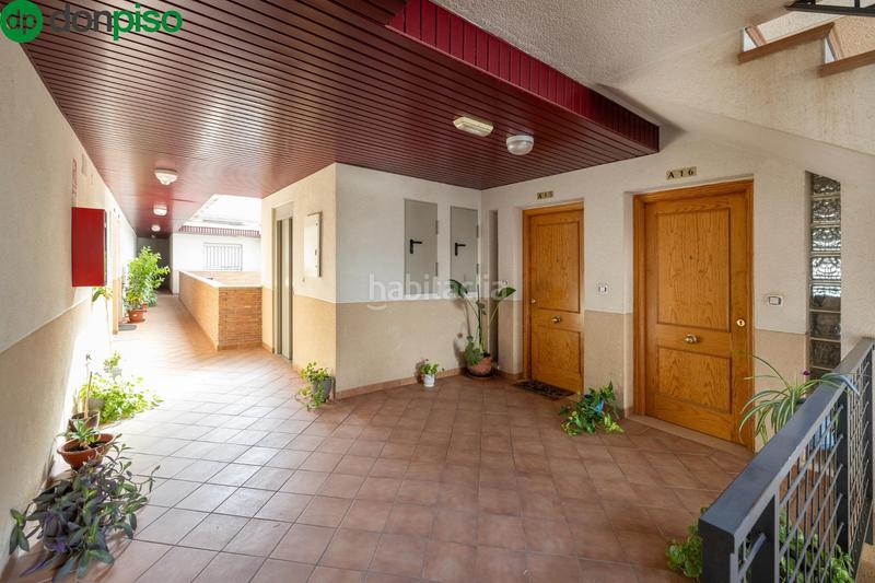 Foto f0fe9301-041b-44be-b872-a9463ee87103. Piso en calle de los arcos 17 bonito piso totalmente reformado con 2 habitaciones y plaza de garaje. en Albolote