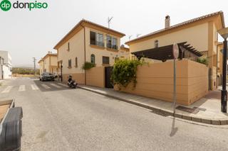 Xalet  Calle del poleo. Exclusiva casa independiente en el chaparral, albolote. una joya