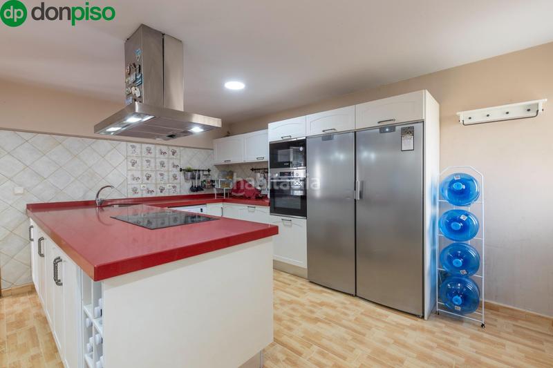 Foto 3d50e80f-9329-45a0-b9f7-bdeceae51716. Chalet exclusiva casa independiente en el chaparral, . una joya en una de las zonas más demandadas. en Albolote