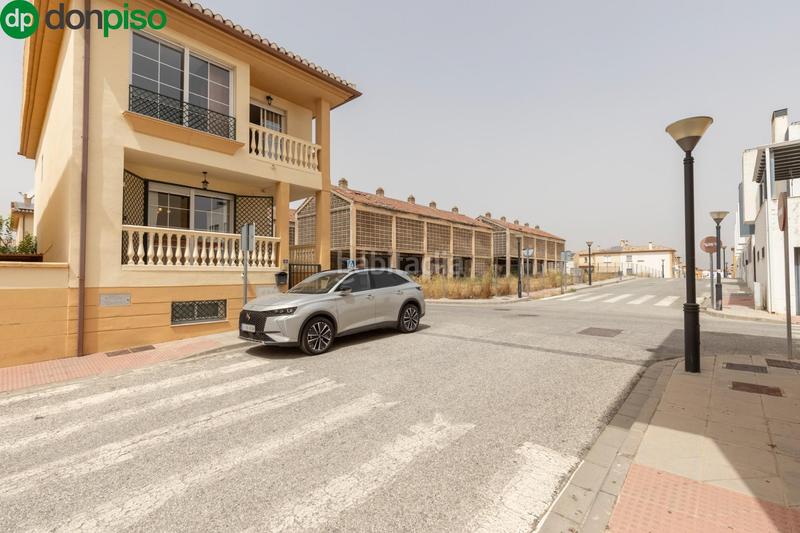 Foto a61e8270-12f0-4e08-b6d4-175c4b8c2f8c. Chalet exclusiva casa independiente en el chaparral, . una joya en una de las zonas más demandadas. en Albolote