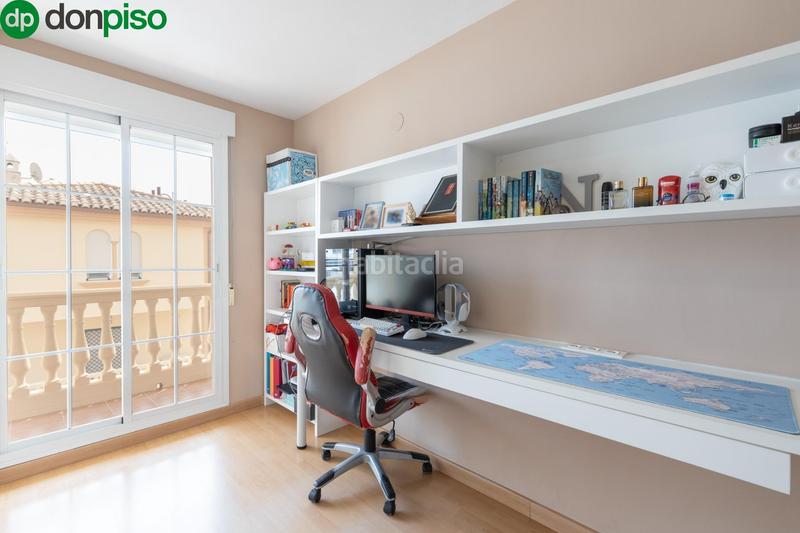 Foto cedfe642-912d-4c0e-9529-103691645625. Chalet exclusiva casa independiente en el chaparral, . una joya en una de las zonas más demandadas. en Albolote