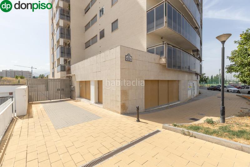 Foto 2dfadbaa-da25-4f56-82f4-b3a7b408263a. Piso fantástica vivienda vpo con terraza junto al gimnasio we! en Granada