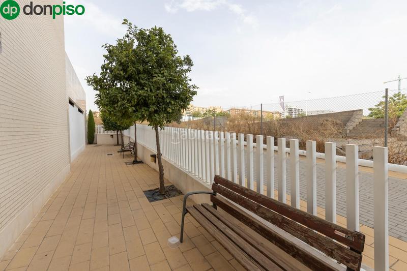 Foto 557df0de-512e-4a9a-a7fe-b6b1e71ec225. Piso fantástica vivienda vpo con terraza junto al gimnasio we! en Granada