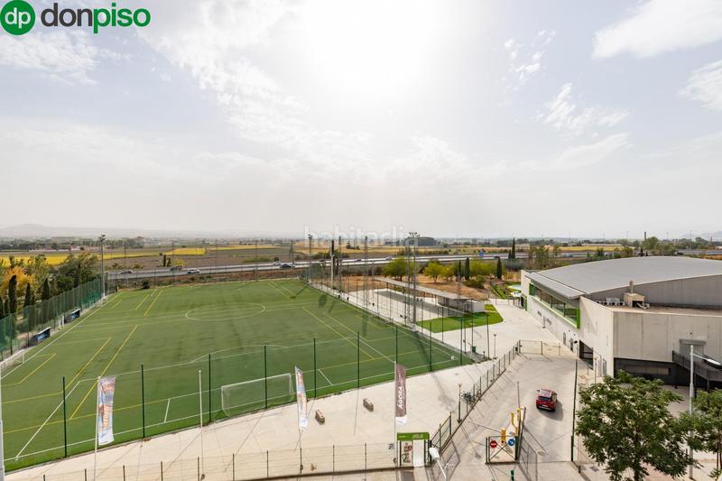 Foto 56d68e95-bd38-42b0-bdd9-a1679760f480. Piso fantástica vivienda vpo con terraza junto al gimnasio we! en Granada