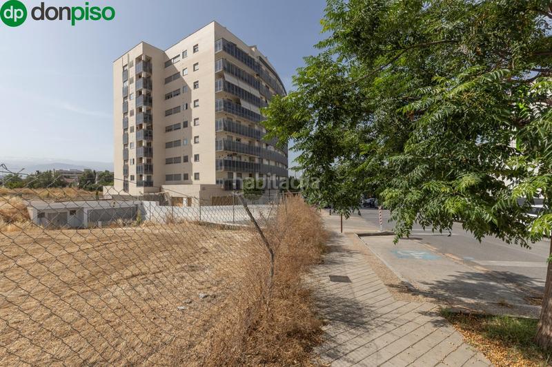 Foto d2ee9996-93b4-4baa-8467-225e010db5b4. Piso fantástica vivienda vpo con terraza junto al gimnasio we! en Granada