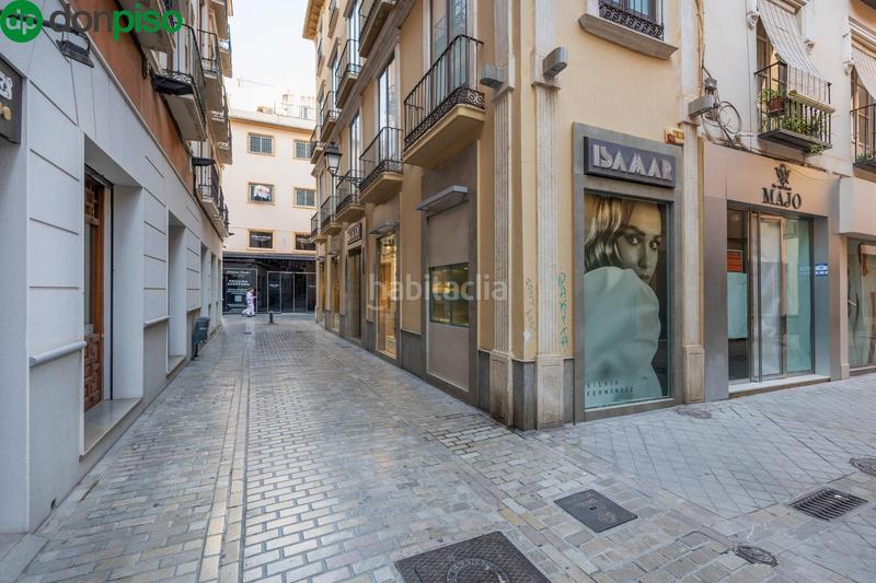 Foto 4d310052-39f0-400e-bf55-348e6d67d883. Local commercial dans calle alhondiga 10 dans Centro - Sagrario Granada