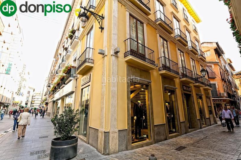 Foto 7db50c88-87d0-40d3-bc52-8e6bb6d4037e. Local commercial dans calle alhondiga 10 dans Centro - Sagrario Granada