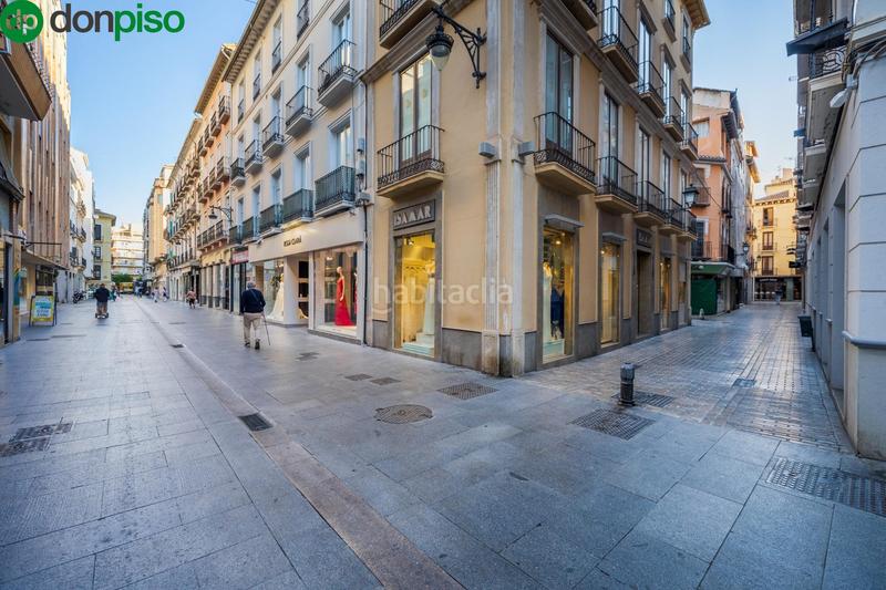 Foto ee80d5ac-6ffe-417d-9c4c-1ec21addc442. Local commercial dans calle alhondiga 10 dans Centro - Sagrario Granada