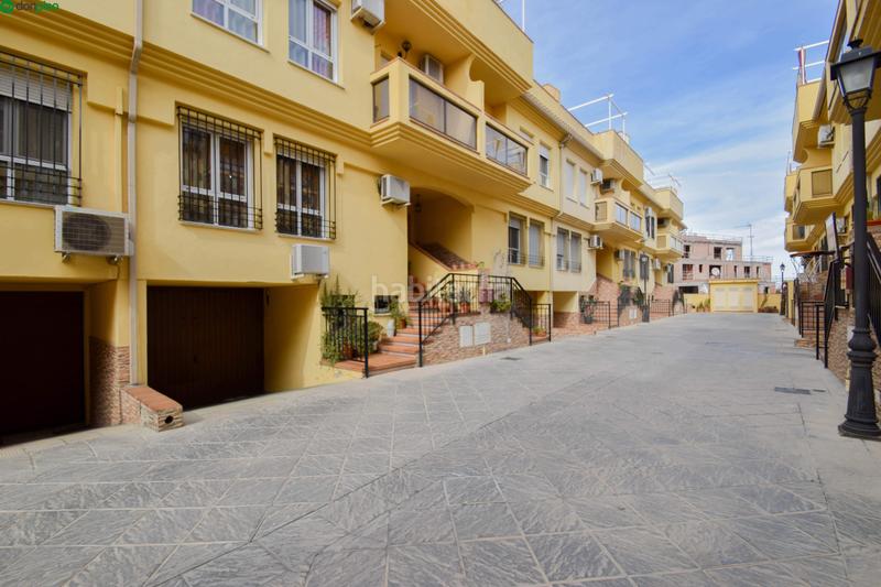 Foto e78baf6e-0b4a-4d1f-bf1b-fd8e27a92590. Casa adosada magnifica casa en Poniente Armilla
