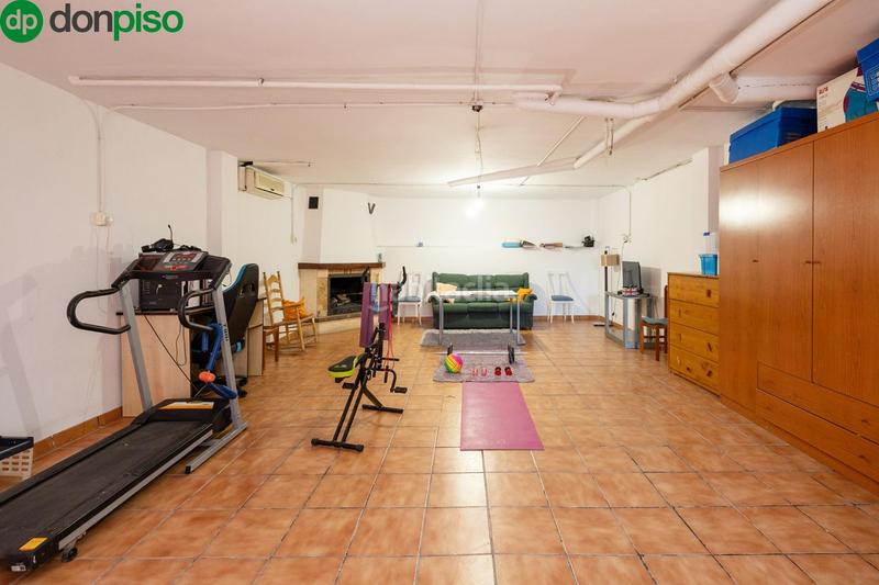 Foto 8b24a125-cdd3-4ad5-a86a-d65cd5e55bae. Maison dans calle badajoz 12 dans Peligros