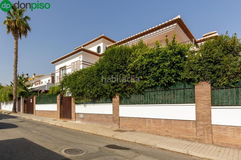 Foto 15744323-1020-449b-8d36-1d83d2d9e875. Chalet gran casa en Motril ciudad Motril