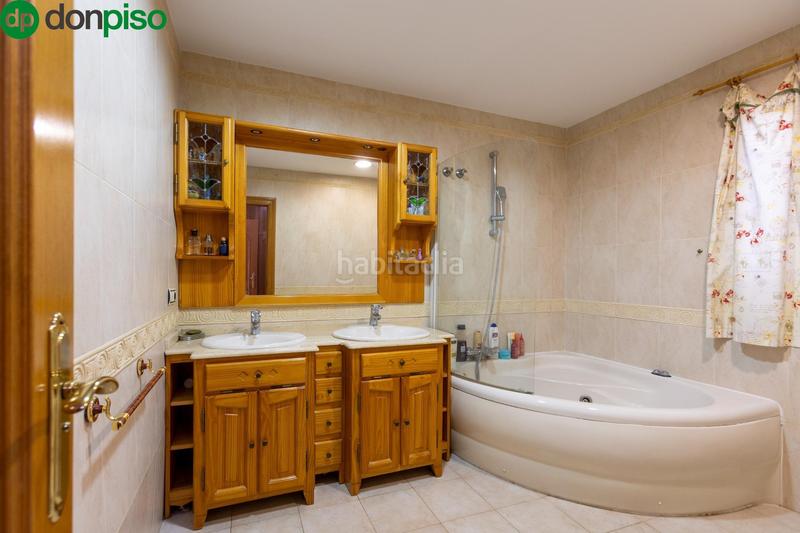 Foto c0c34902-cb83-4ce3-9b56-ba7dbb37925d. Chalet gran casa en Motril ciudad Motril