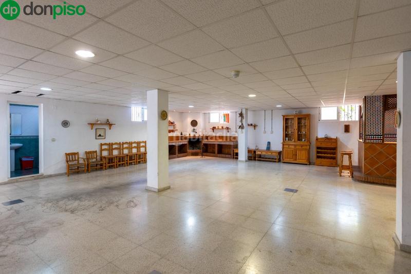 Foto df29f1f6-6c05-4a28-aeba-f1635dde0d4a. Chalet gran casa en Motril ciudad Motril