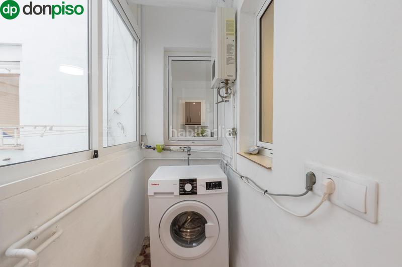 Foto dd9a6d0d-7014-41fd-a37f-275553bbd127. Appartamento in calle pintor lopez mezquita 9 in Camino de Ronda Granada