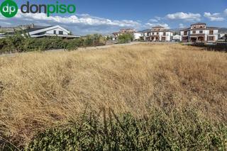 Terreno residencial en Ogíjares. Parcela urbana en ogijares junto a la autovia
