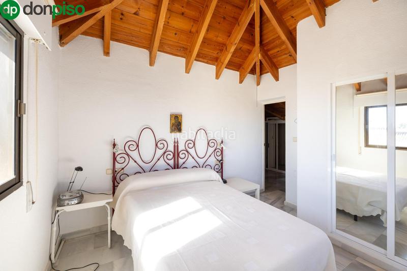 Foto b073087c-aec0-4c73-ab75-f74653349803. Casa pareada magnifica casa pareada en calahonda en Motril